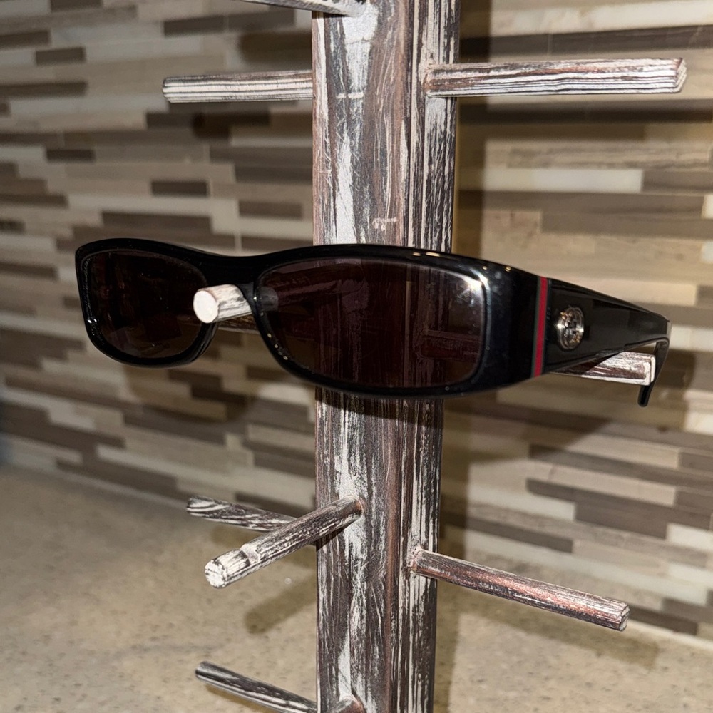 Vintage Y2K Gucci Sunglasses Unisex GG2594/S